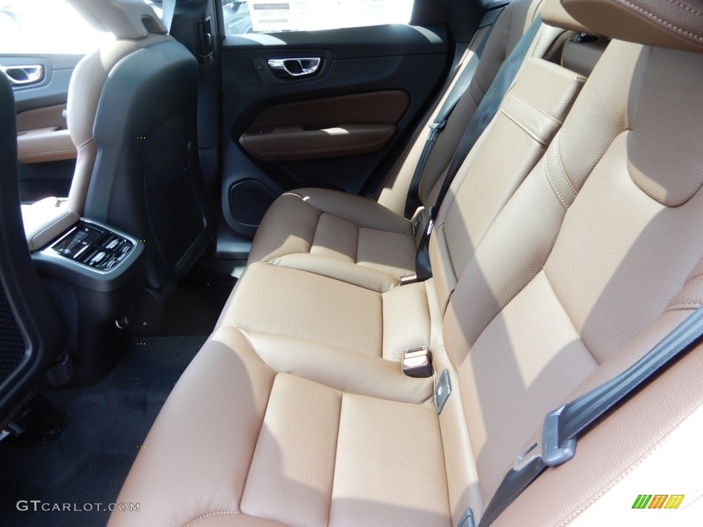 2020 Volvo XC60 T5 AWD Inscription Rear Seat Photo #134728647