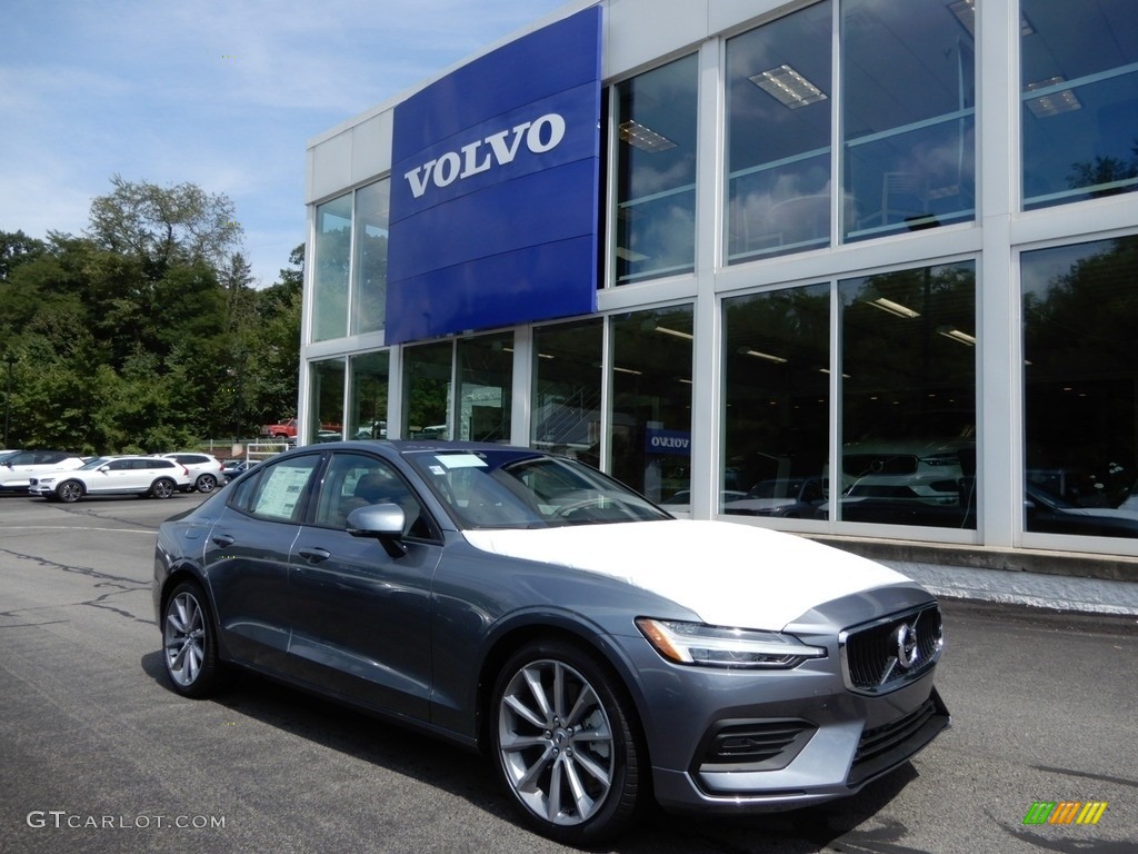 Osmium Gray Metallic 2020 Volvo S60 T6 AWD Momentum Exterior Photo #134729856