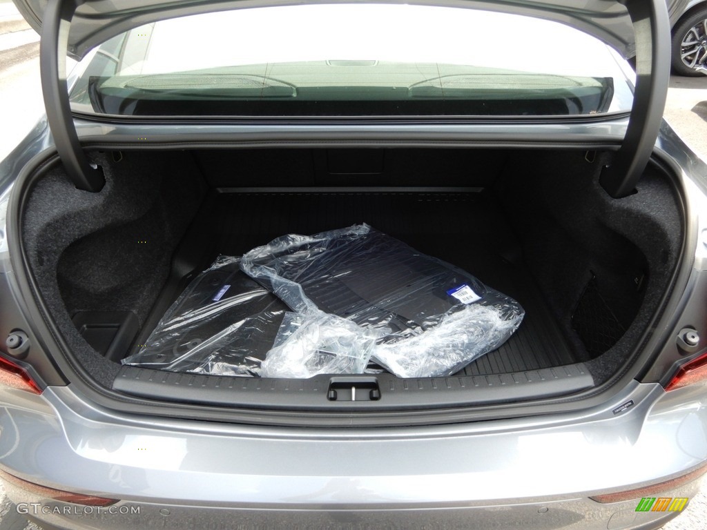2020 Volvo S60 T6 AWD Momentum Trunk Photo #134729919