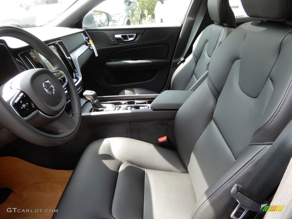 2020 Volvo S60 T6 AWD Momentum Front Seat Photo #134730042