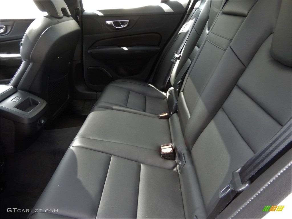 2020 Volvo S60 T6 AWD Momentum Rear Seat Photo #134730066