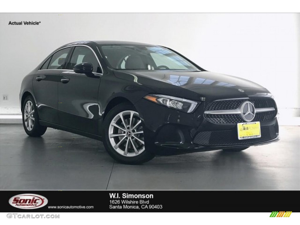 2019 A 220 Sedan - Night Black / Black photo #1