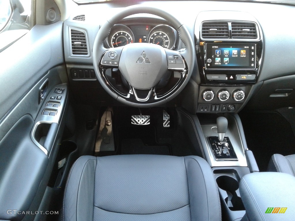 2018 Mitsubishi Outlander Sport SEL Dashboard Photos