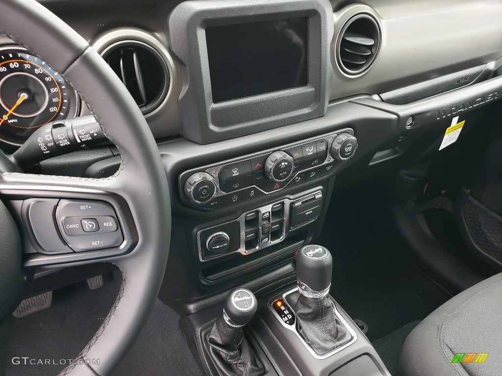 2020 Jeep Wrangler Unlimited Sport 4x4 Controls Photo #134738181