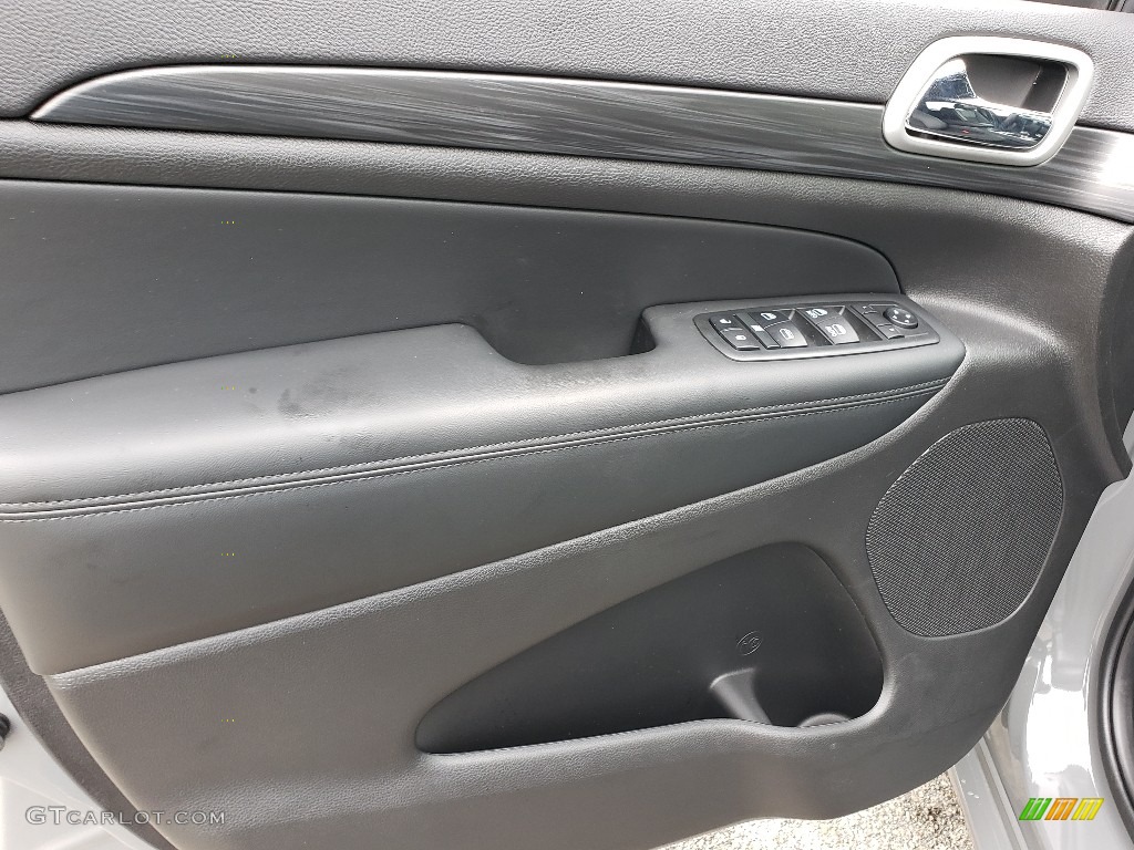 2020 Jeep Grand Cherokee Altitude 4x4 Black Door Panel Photo #134739048