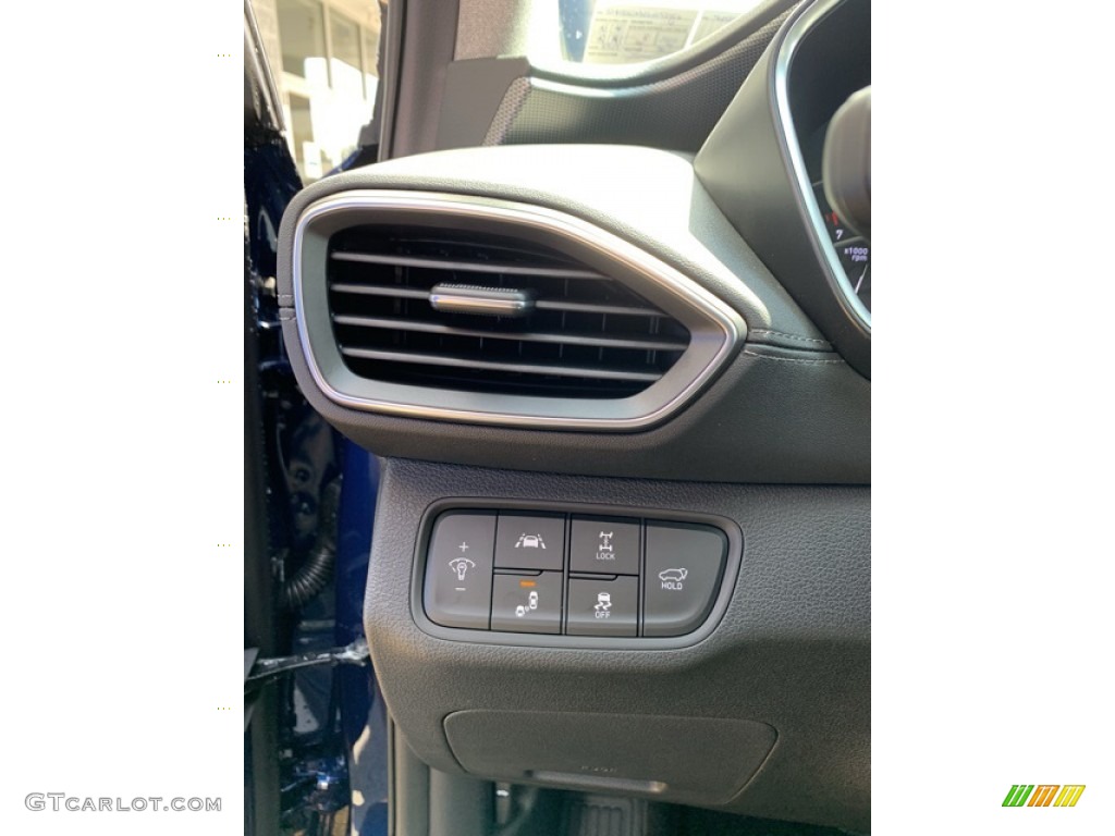 2020 Hyundai Santa Fe Limited AWD Controls Photo #134740710