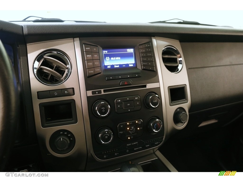 2015 Expedition XLT 4x4 - Oxford White / Ebony photo #9