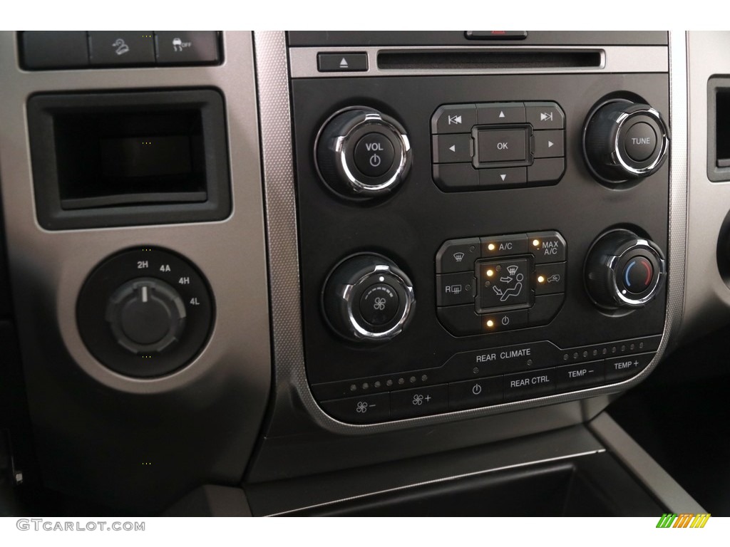 2015 Expedition XLT 4x4 - Oxford White / Ebony photo #12
