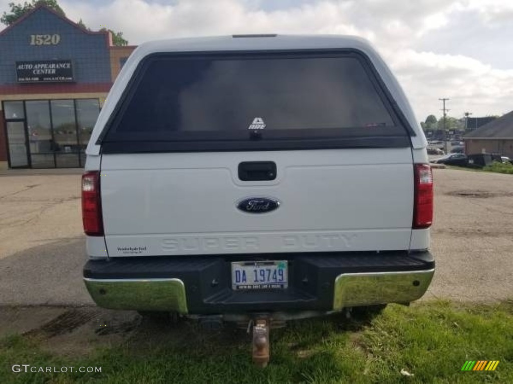 2014 F350 Super Duty XLT Crew Cab 4x4 - Oxford White / Steel photo #8