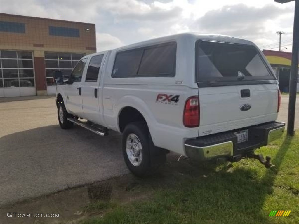 2014 F350 Super Duty XLT Crew Cab 4x4 - Oxford White / Steel photo #9