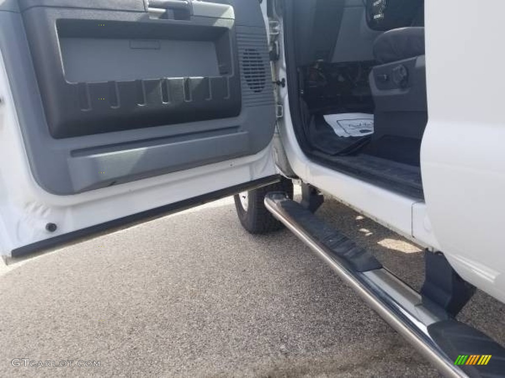 2014 F350 Super Duty XLT Crew Cab 4x4 - Oxford White / Steel photo #10