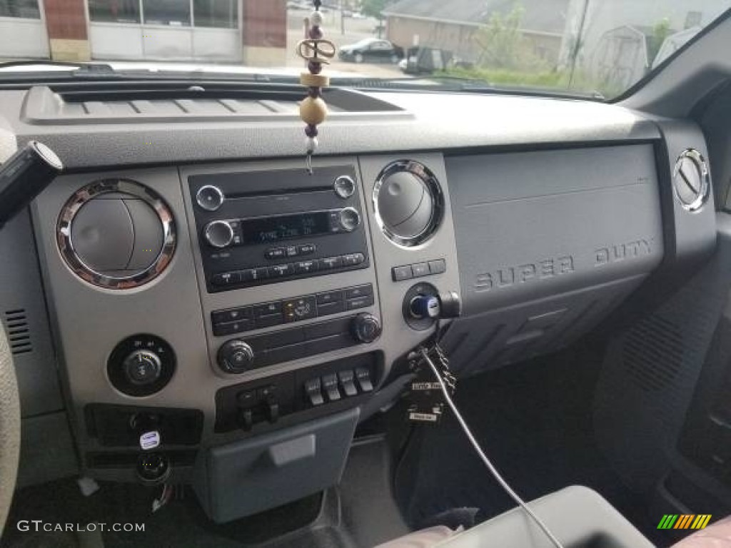 2014 F350 Super Duty XLT Crew Cab 4x4 - Oxford White / Steel photo #13