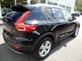 Black Stone - XC40 T5 Momentum AWD Photo No. 3