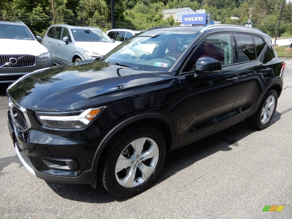 Black Stone 2019 Volvo XC40 T5 Momentum AWD Exterior Photo #134742077