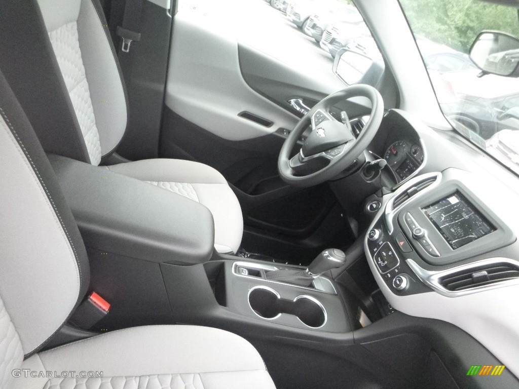 2019 Equinox LS - Summit White / Medium Ash Gray photo #9
