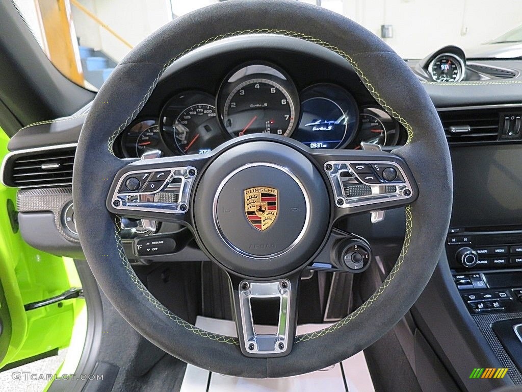 2018 Porsche 911 Turbo S Cabriolet Steering Wheel Photos