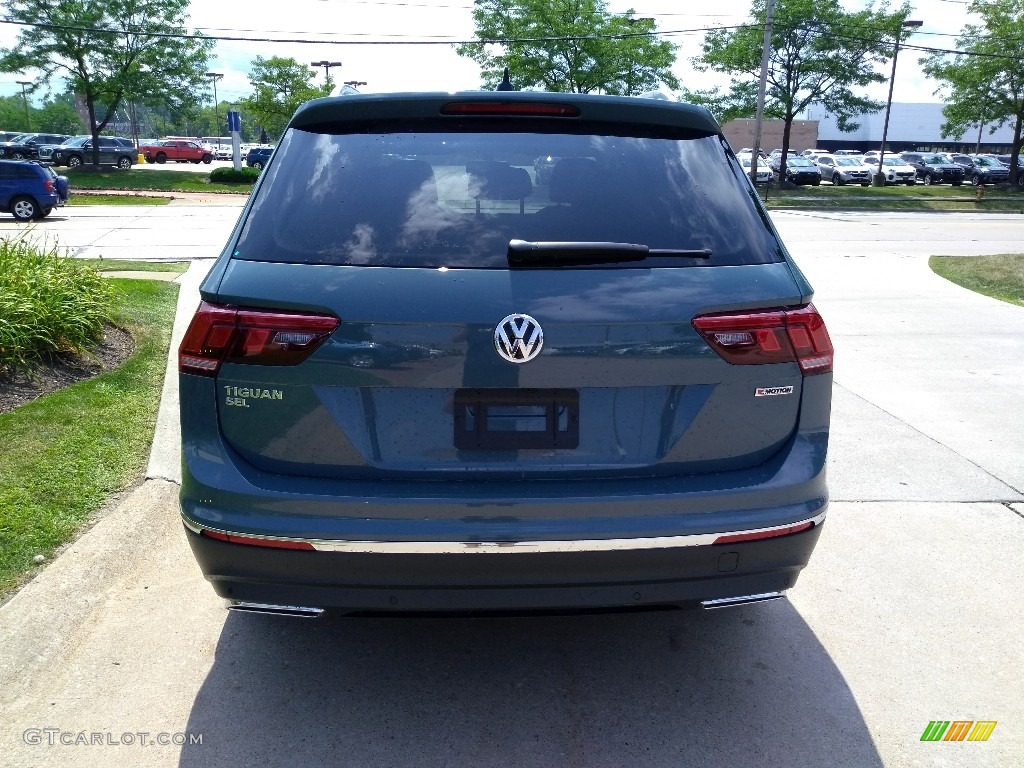 2019 Tiguan SEL 4MOTION - Stone Blue Metallic / Titan Black photo #5