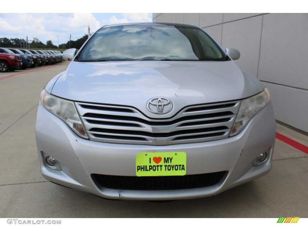 2010 Venza V6 - Classic Silver Metallic / Ivory photo #3