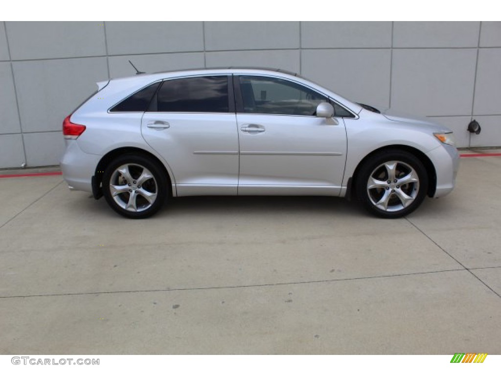 2010 Venza V6 - Classic Silver Metallic / Ivory photo #9