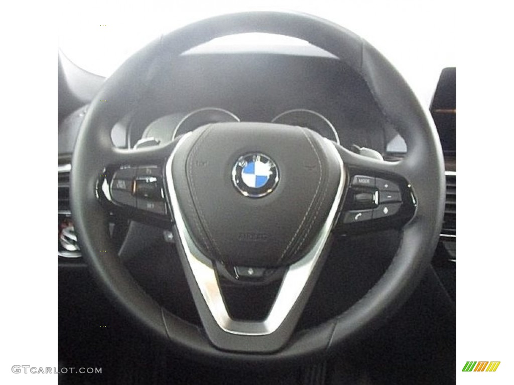 2019 BMW 5 Series 530e iPerformance xDrive Sedan Black Steering Wheel Photo #134752179