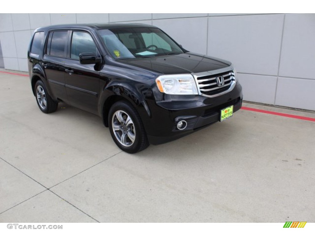 2015 Pilot SE - Crystal Black Pearl / Gray photo #2