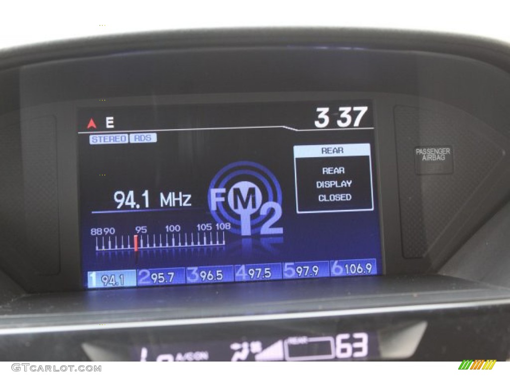 2015 Pilot SE - Crystal Black Pearl / Gray photo #20