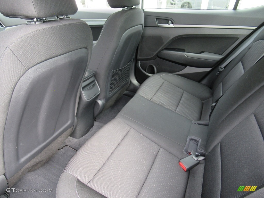 2017 Elantra Value Edition - White / Black photo #11