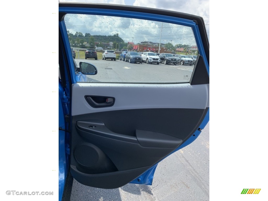 2020 Hyundai Kona SE AWD Gray/Black Door Panel Photo #134757378
