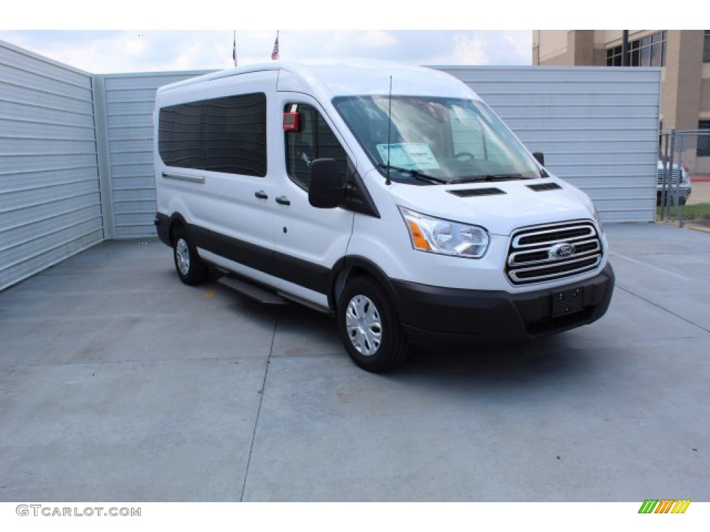 Oxford White 2019 Ford Transit Passenger Wagon XLT 350 MR Long Exterior Photo #134760105