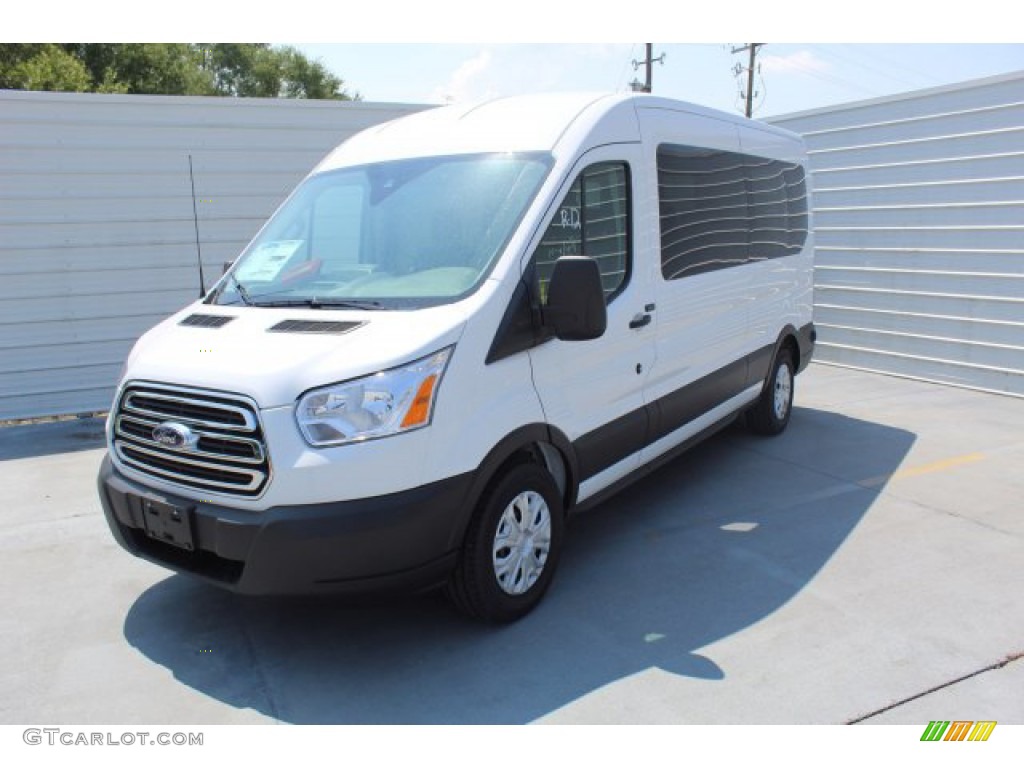 2019 Transit Passenger Wagon XLT 350 MR Long - Oxford White / Charcoal black photo #4