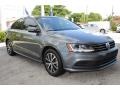 2017 Platinum Gray Metallic Volkswagen Jetta SE  photo #2