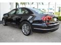 Deep Black Pearl - Passat R-Line Photo No. 7