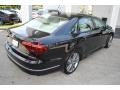Deep Black Pearl - Passat R-Line Photo No. 9