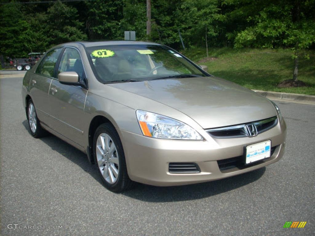 2007 Accord EX-L V6 Sedan - Desert Mist Metallic / Ivory photo #1