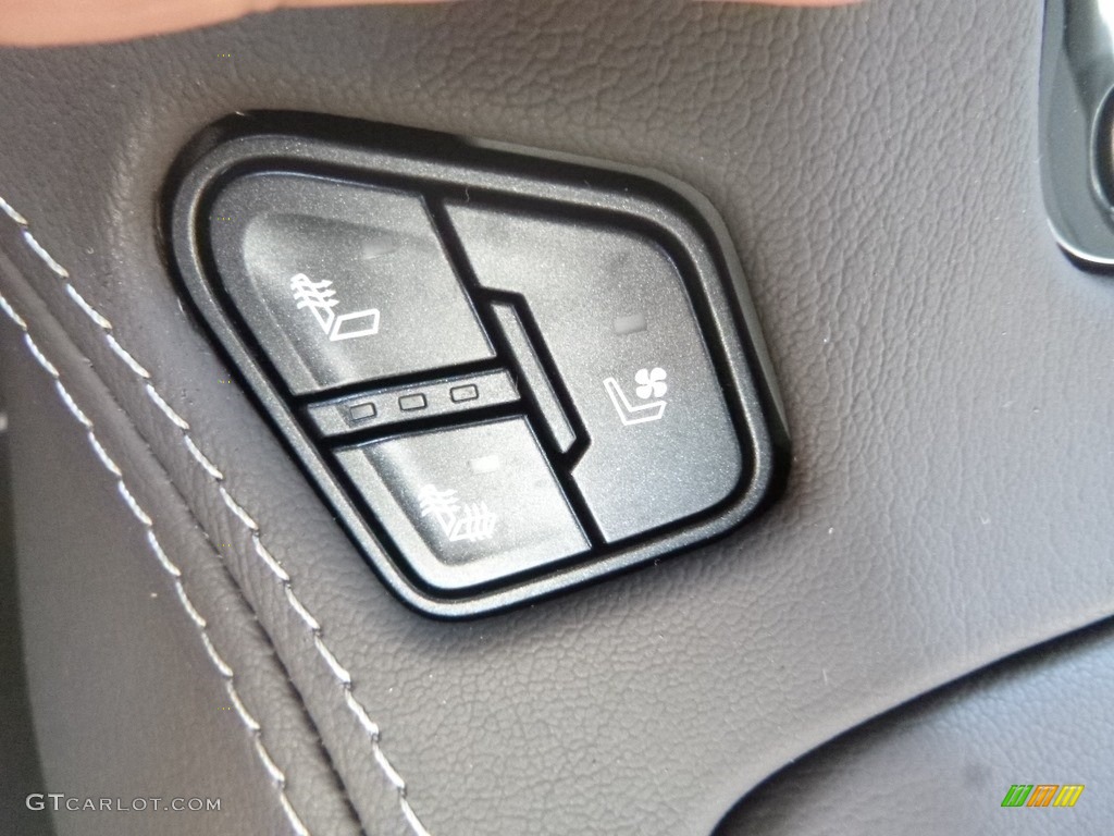 2020 Chevrolet Suburban Premier 4WD Controls Photo #134771148