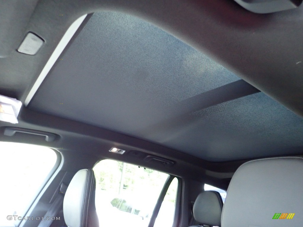 2019 Volvo XC90 T5 AWD R-Design Sunroof Photos