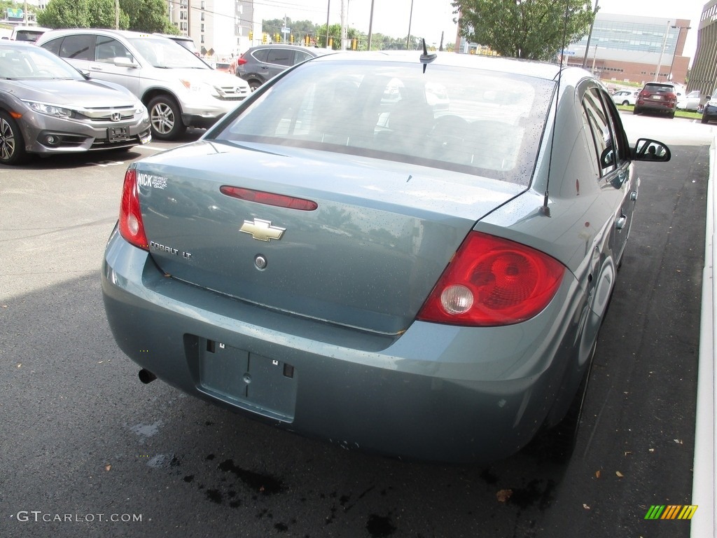 2010 Cobalt LT Sedan - Silver Moss Metallic / Gray photo #5