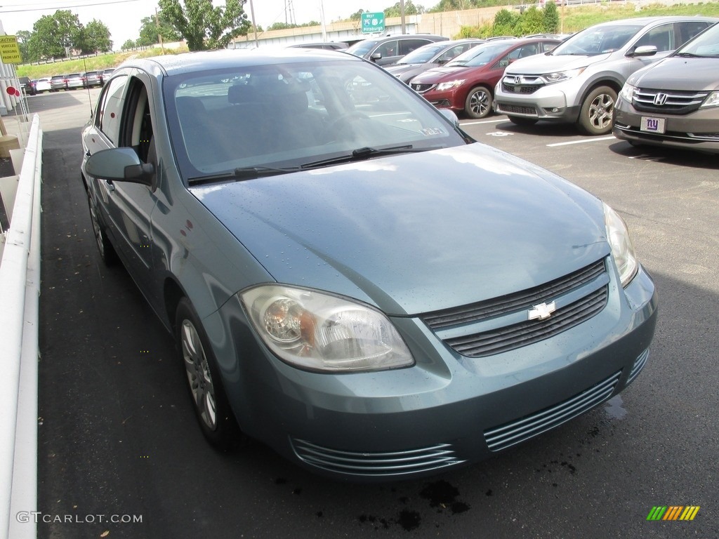 2010 Cobalt LT Sedan - Silver Moss Metallic / Gray photo #6