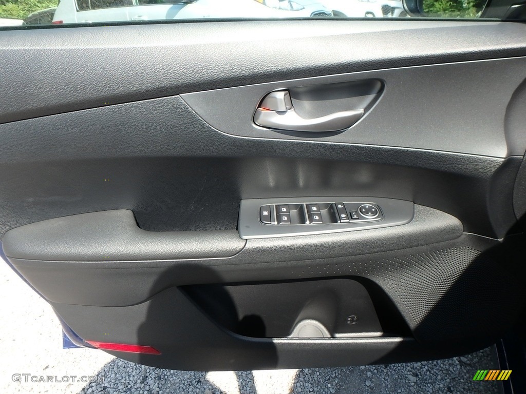 2020 Kia Forte LXS Black Door Panel Photo #134778555