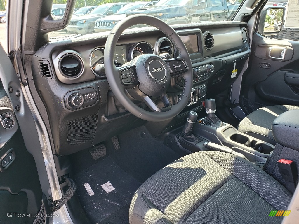 2020 Jeep Wrangler Unlimited Sport 4x4 Front Seat Photo #134784871