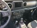 2020 Jeep Wrangler Unlimited Sport 4x4 Controls