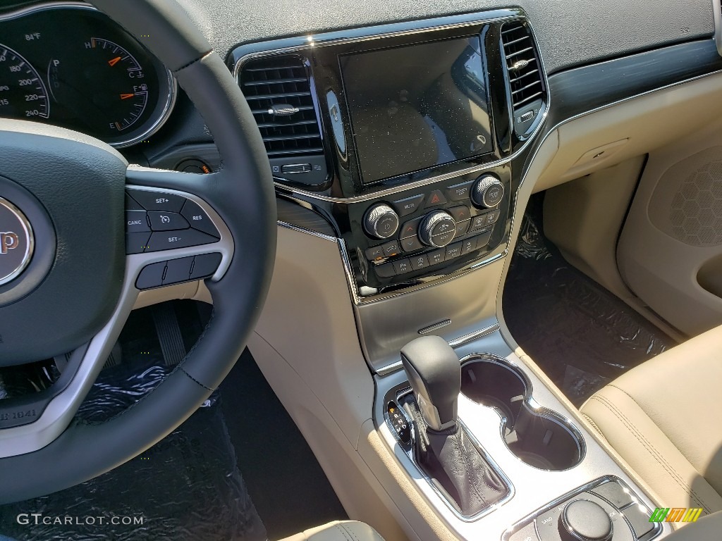 2020 Jeep Grand Cherokee Limited 4x4 Controls Photo #134785660