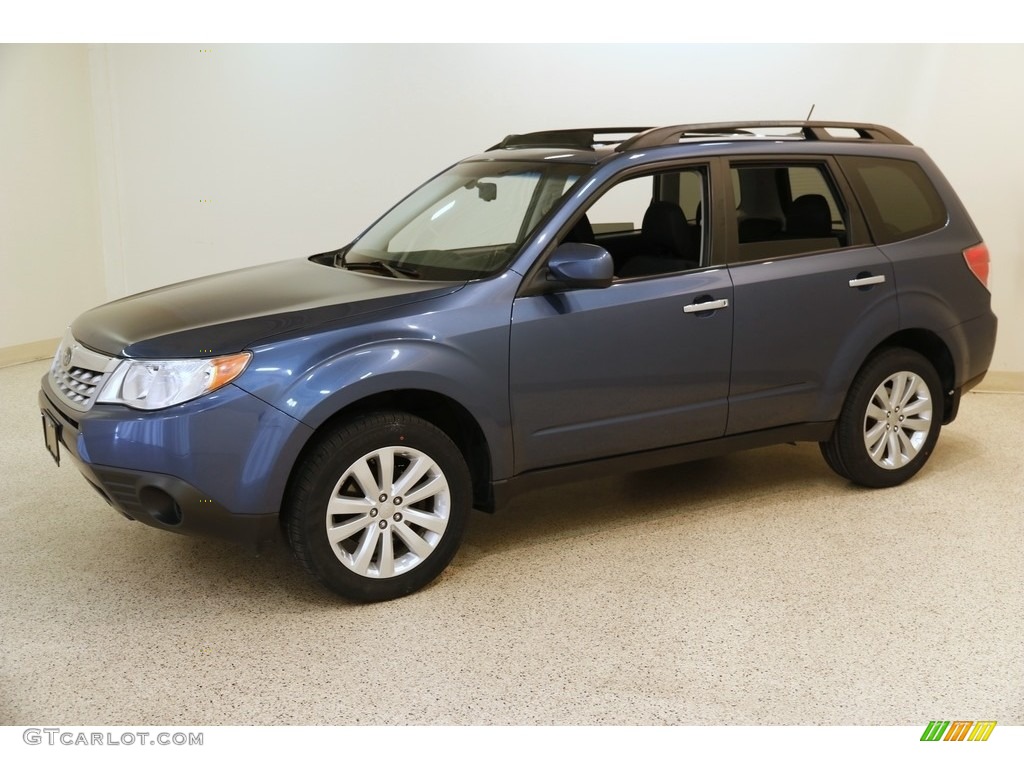 2011 Forester 2.5 X Premium - Marine Blue Metallic / Black photo #3