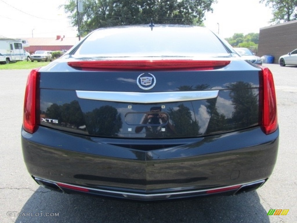 2013 XTS Luxury FWD - Sapphire Blue Metallic / Caramel/Jet Black photo #9