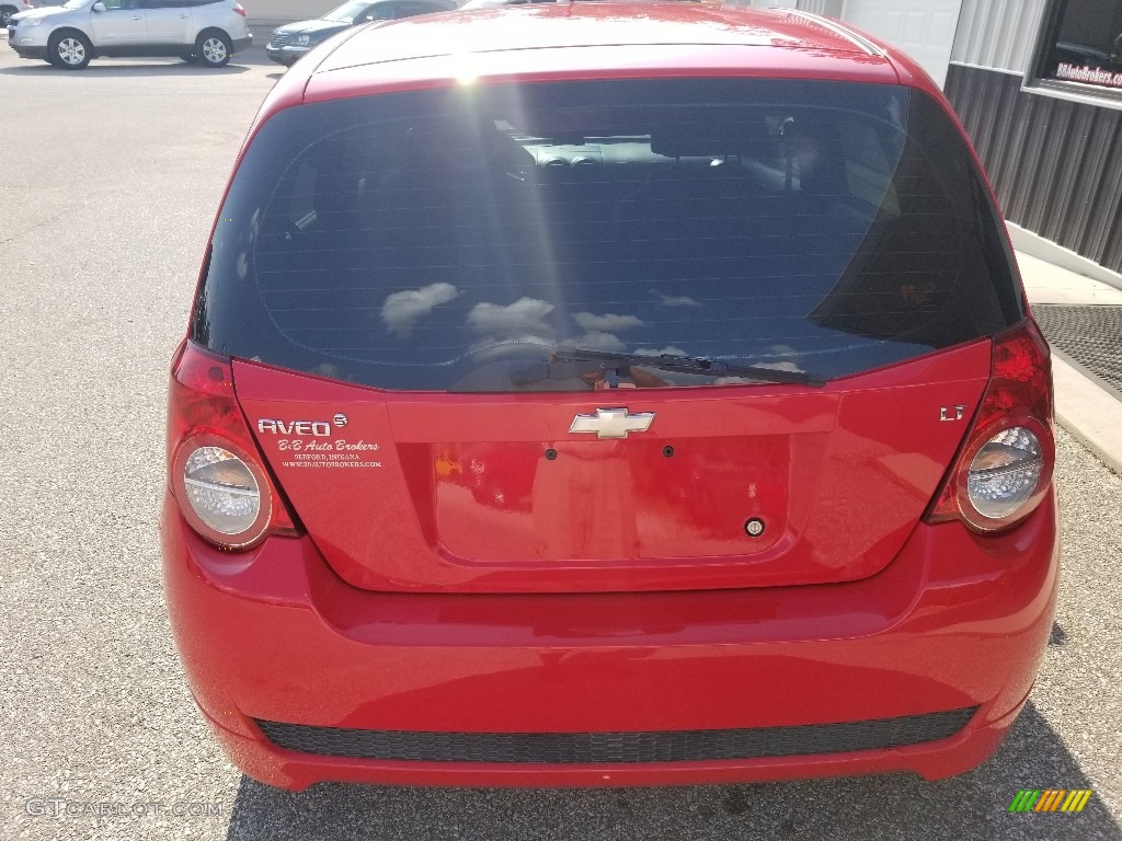 2009 Aveo Aveo5 LT - Victory Red / Charcoal photo #5