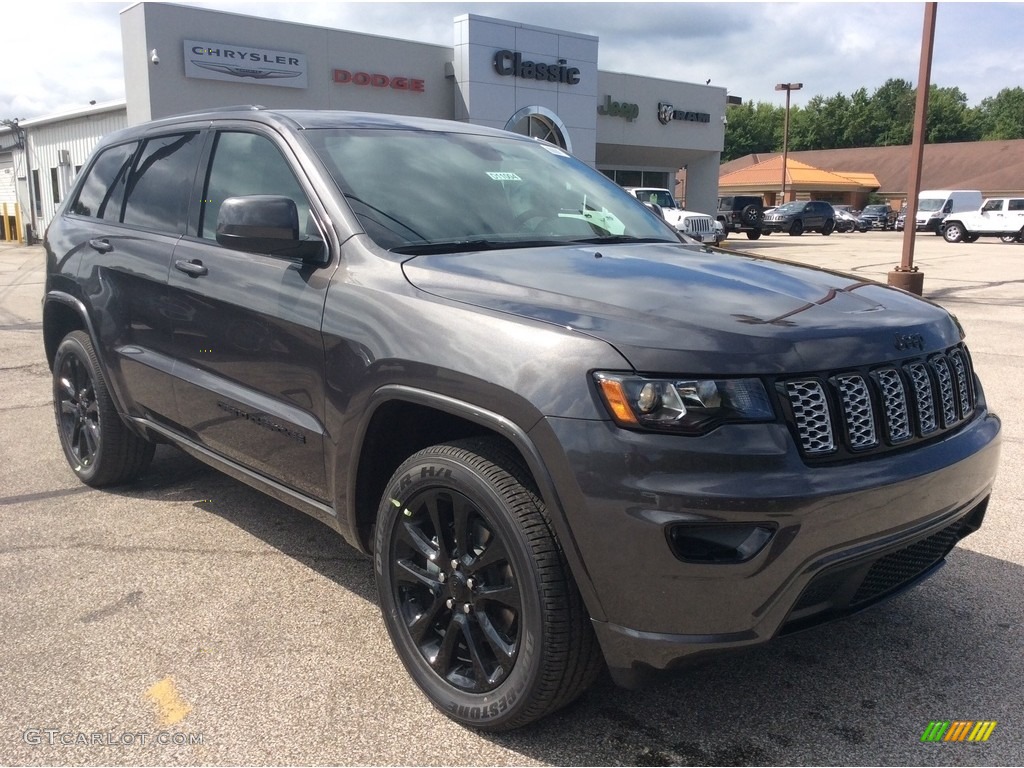 2020 Grand Cherokee Altitude 4x4 - Granite Crystal Metallic / Black photo #1