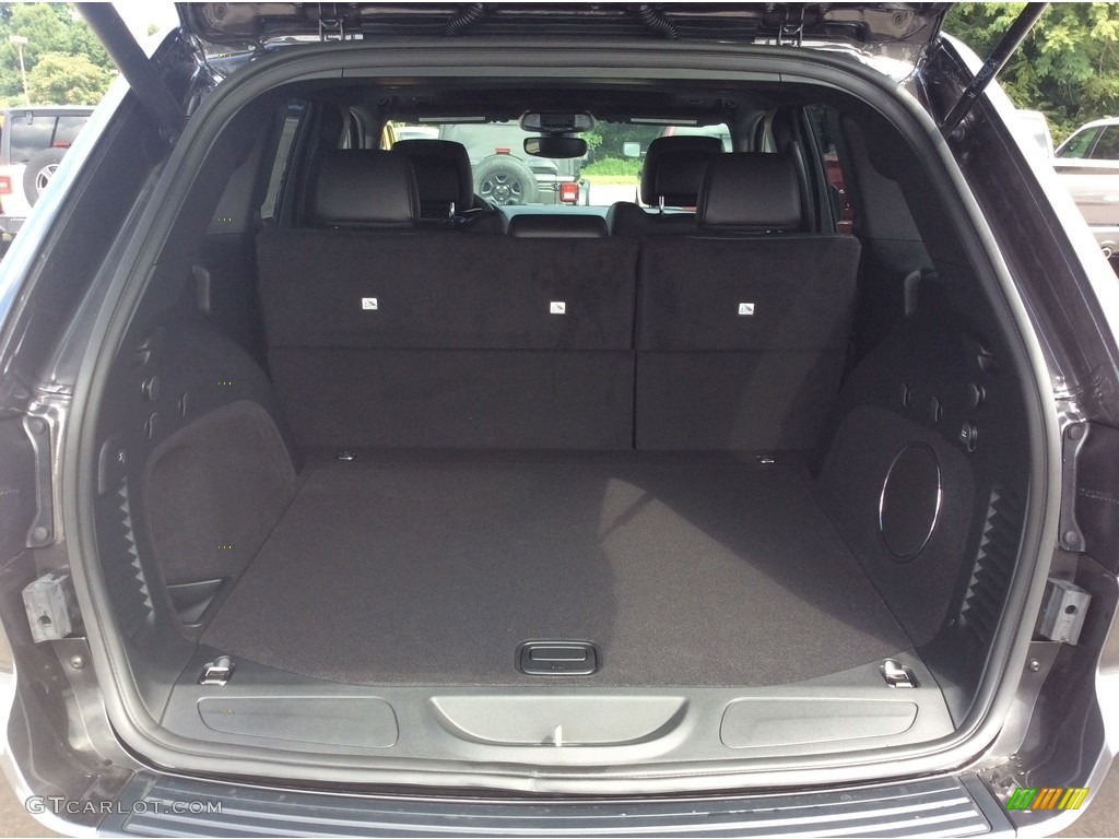 2020 Jeep Grand Cherokee Altitude 4x4 Trunk Photo #134794736