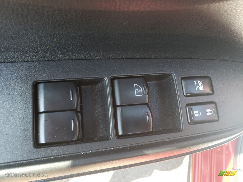 2014 Versa Note SV - Red Brick / Charcoal photo #5