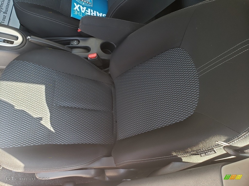 2014 Versa Note SV - Red Brick / Charcoal photo #7