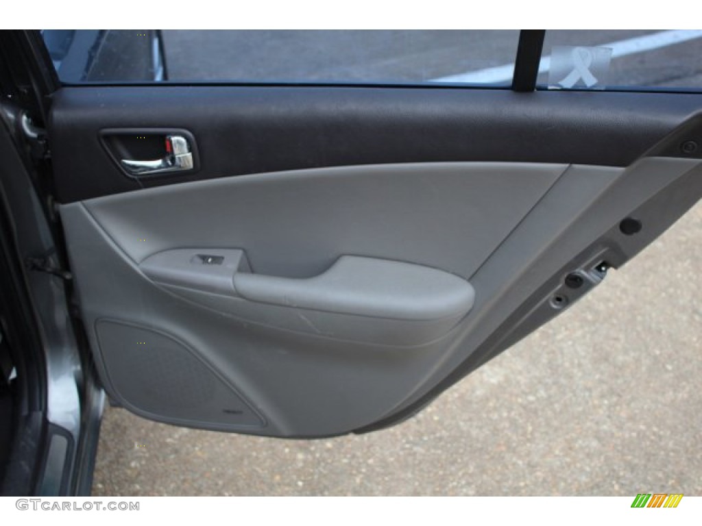 2009 Sonata Limited - Willow Gray / Gray photo #30